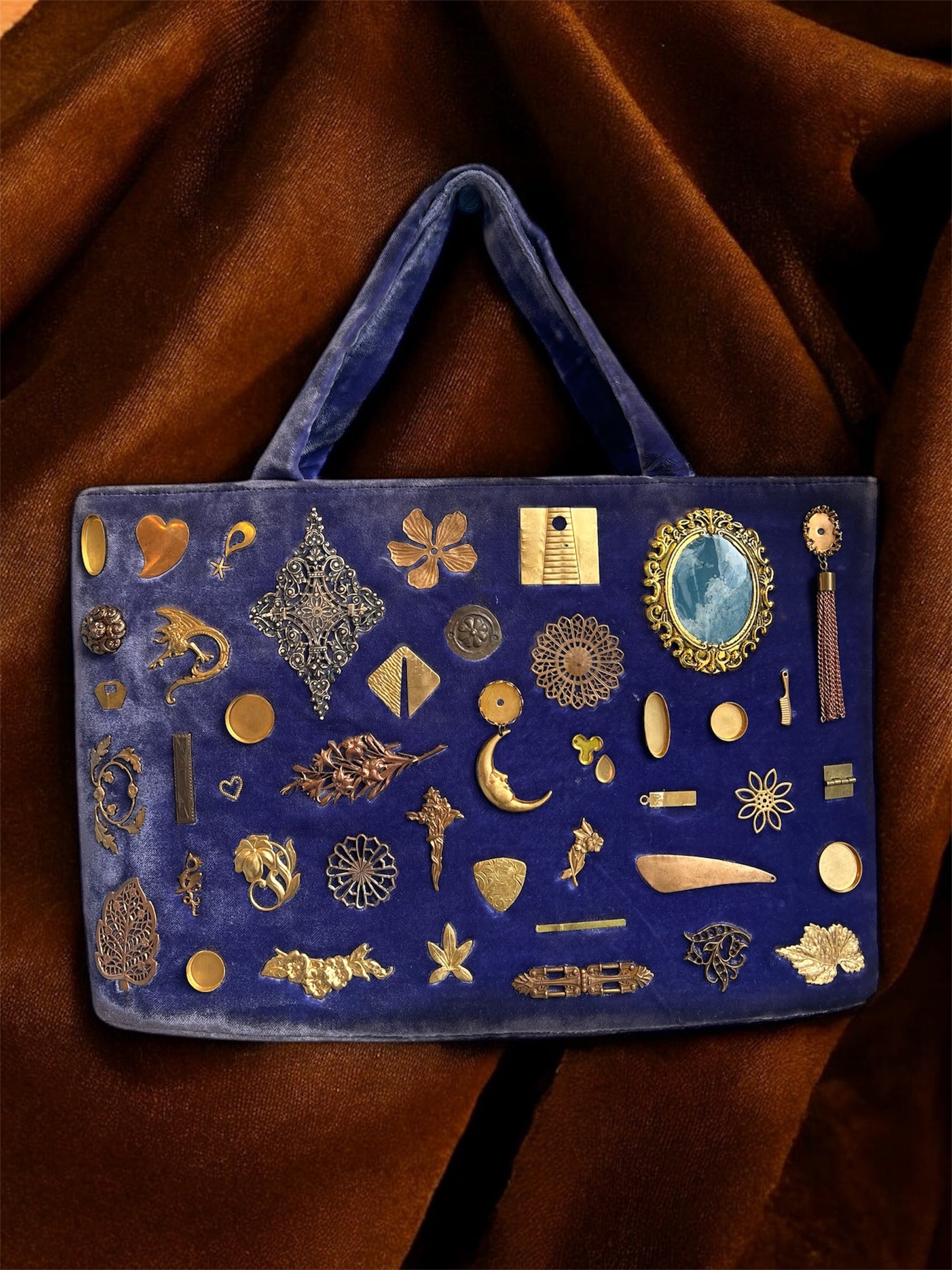 1960s Cornflower Blue Velvet Gathered Charm Bag