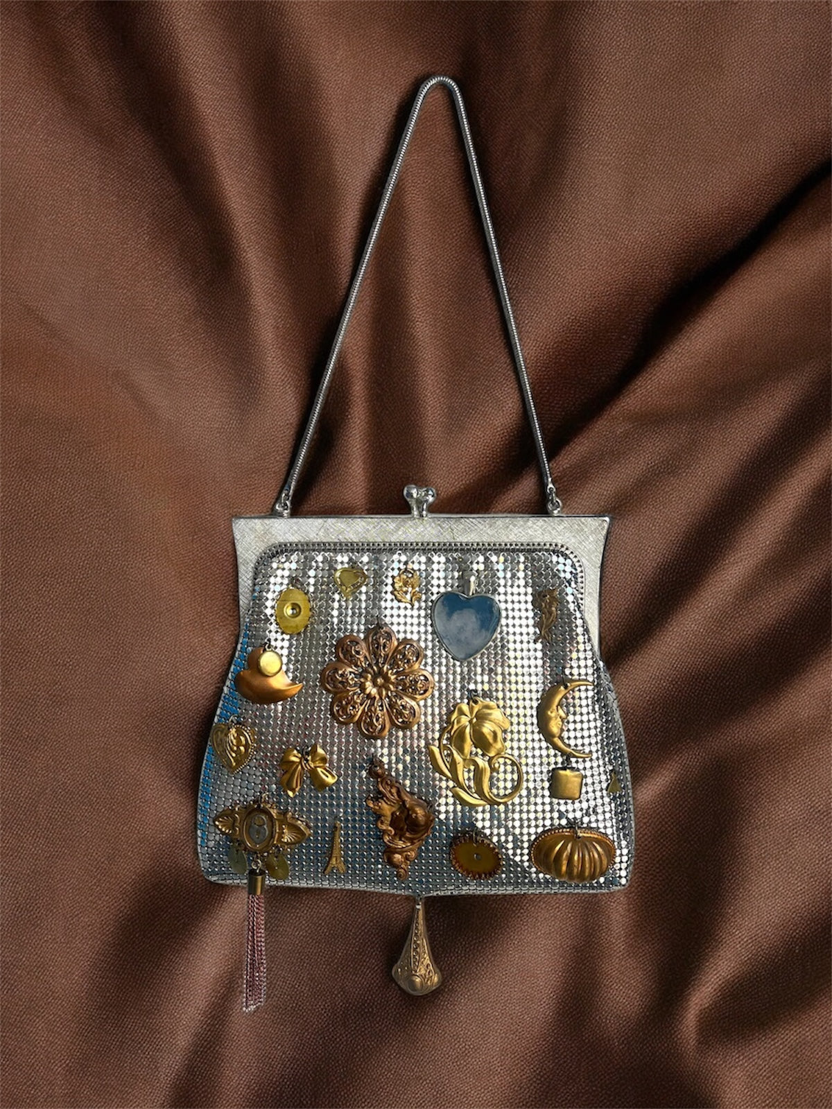 1950s Silver Mesh Heart Gathered Charm Bag