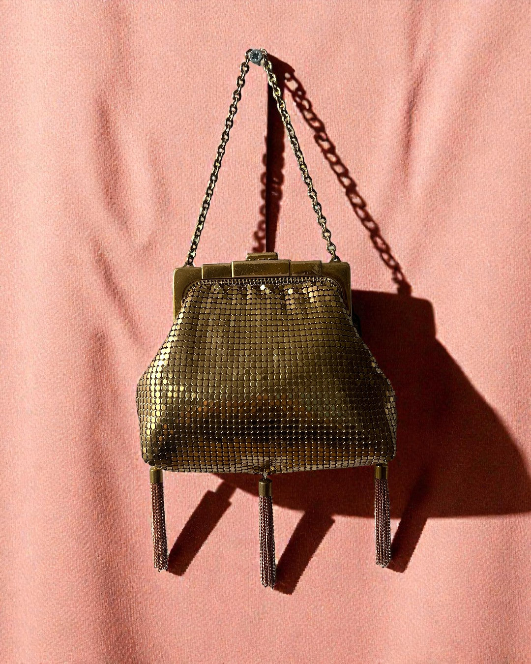 1930s Gold Mesh Gathered Charm Bag