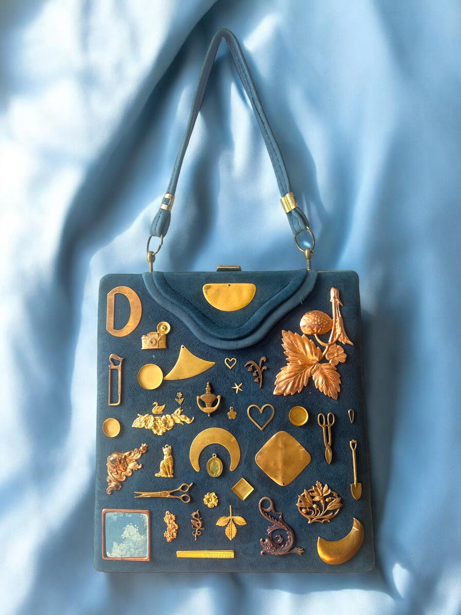 1950s Blue Suede Gathered Charm Bag