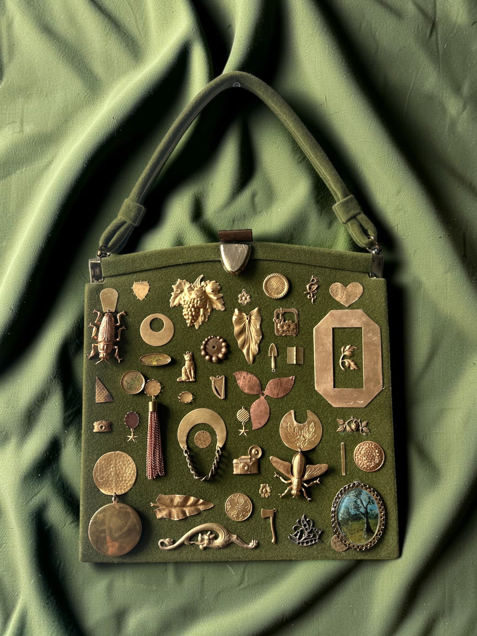 1940s Green Velvet Gathered Charm Bag