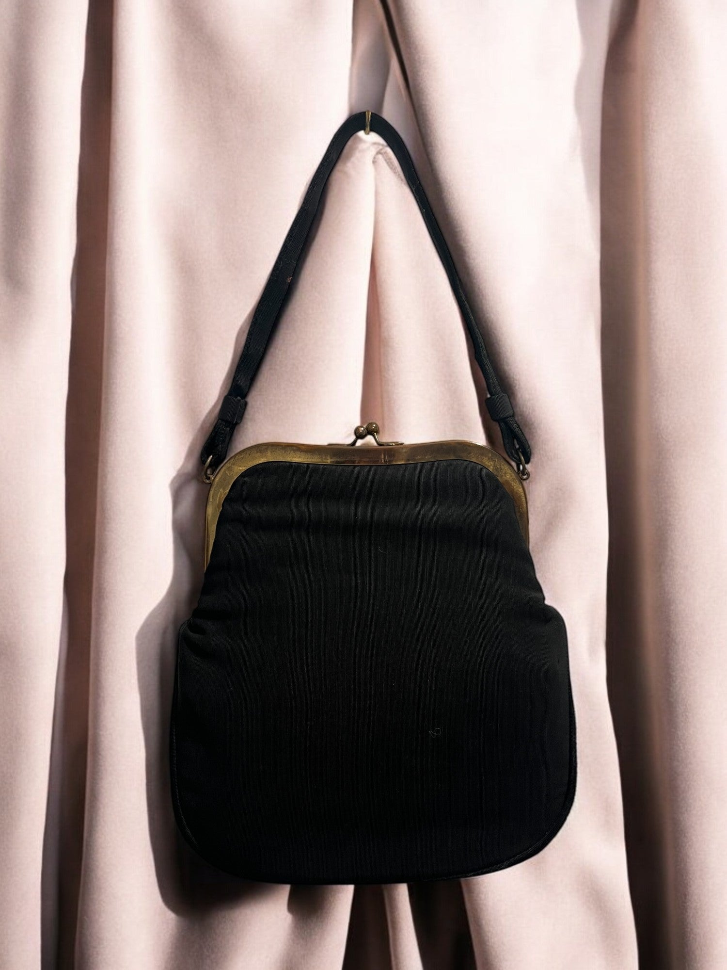 1940s Black Fabric w/Lucite ‘Gathered Charm’ Bag