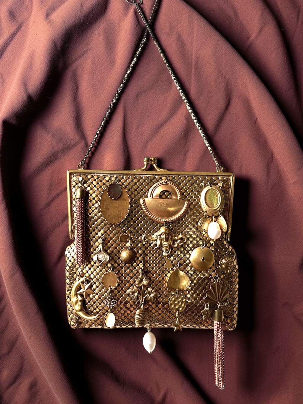 1930s Gold Mesh Gathered Charm Bag