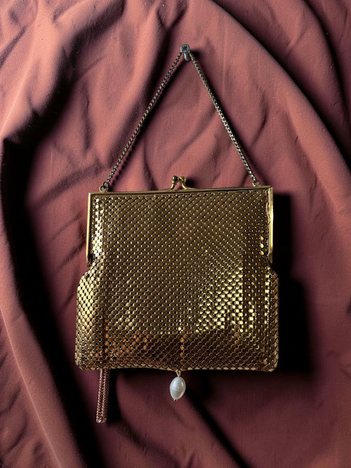 1930s Gold Mesh Gathered Charm Bag
