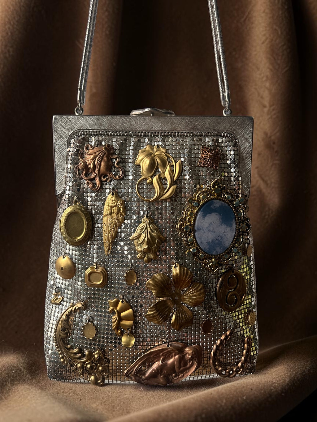 1960s Silver Mesh Gathered Charm Bag