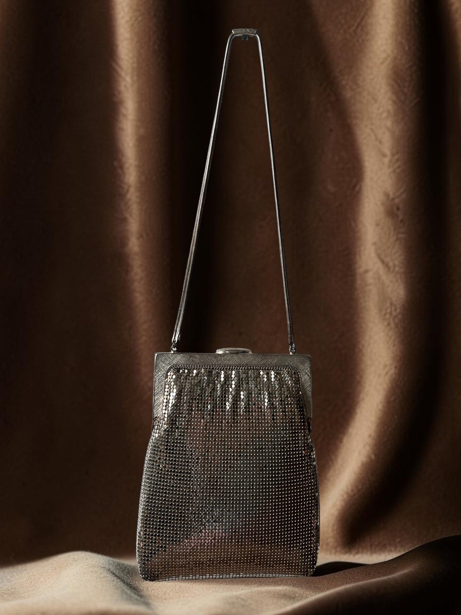 1960s Silver Mesh Gathered Charm Bag