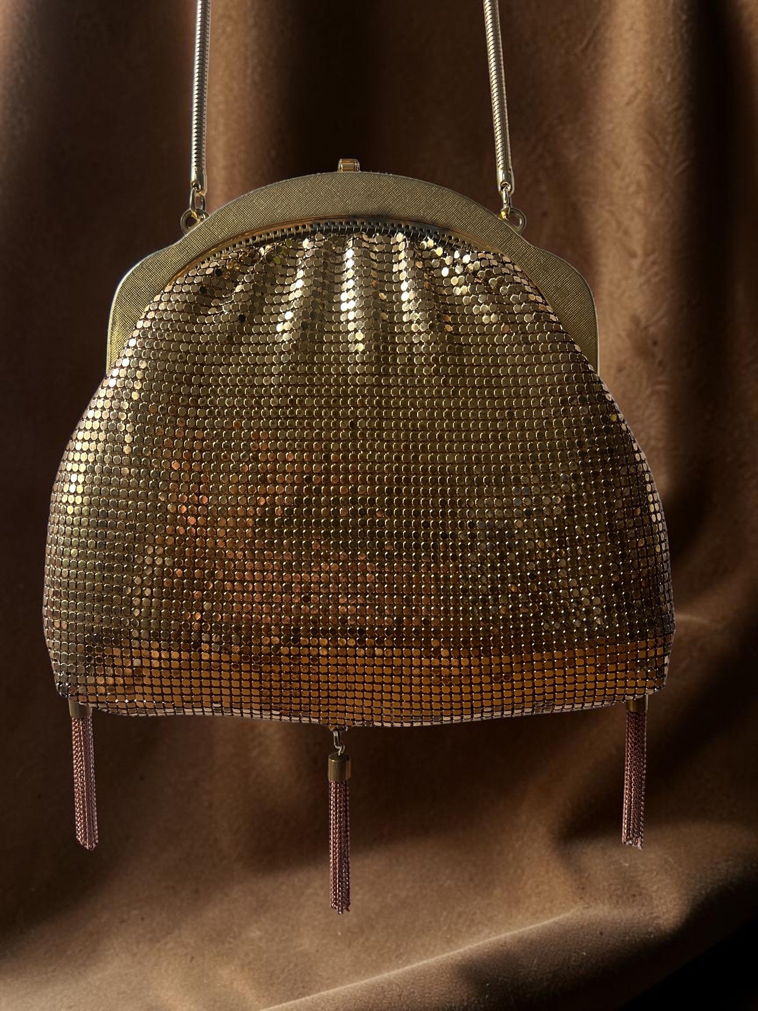 1950s Gold mesh Gathered Charm Bag