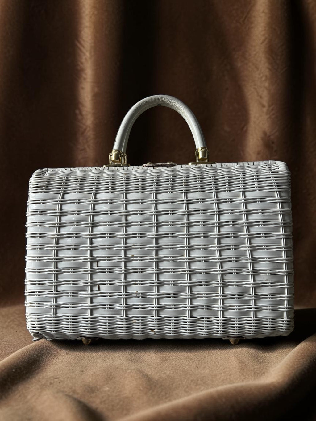 1960s White Wicker XL Gathered Charm Bag