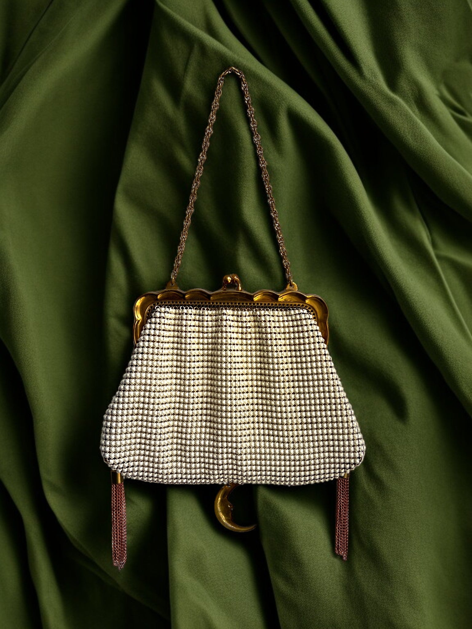 1930s Ivory Mesh Mini Gathered Charm Bag
