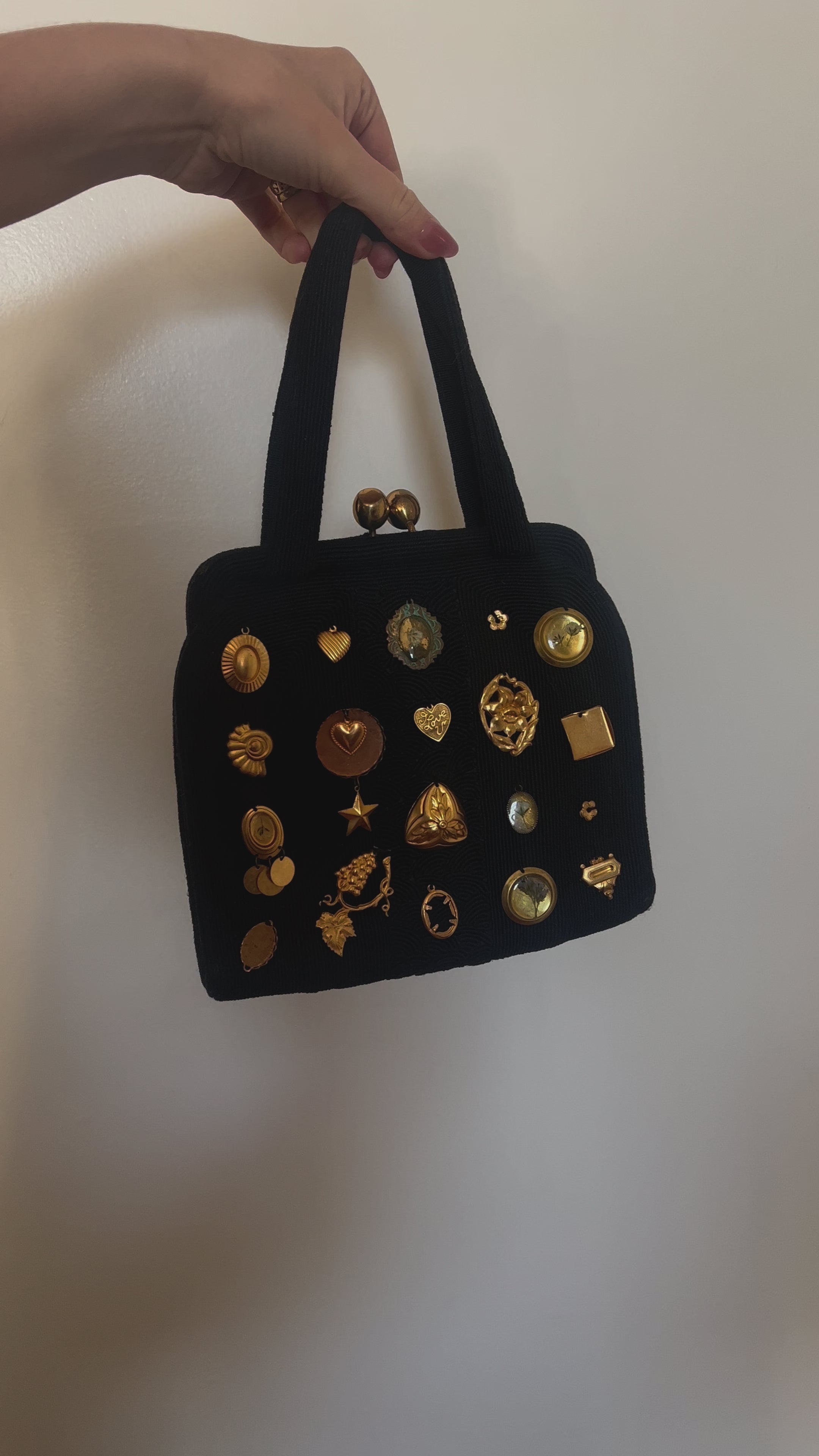 1940s Black Cordé ‘Gathered Charm’ Kiss Lock Bag