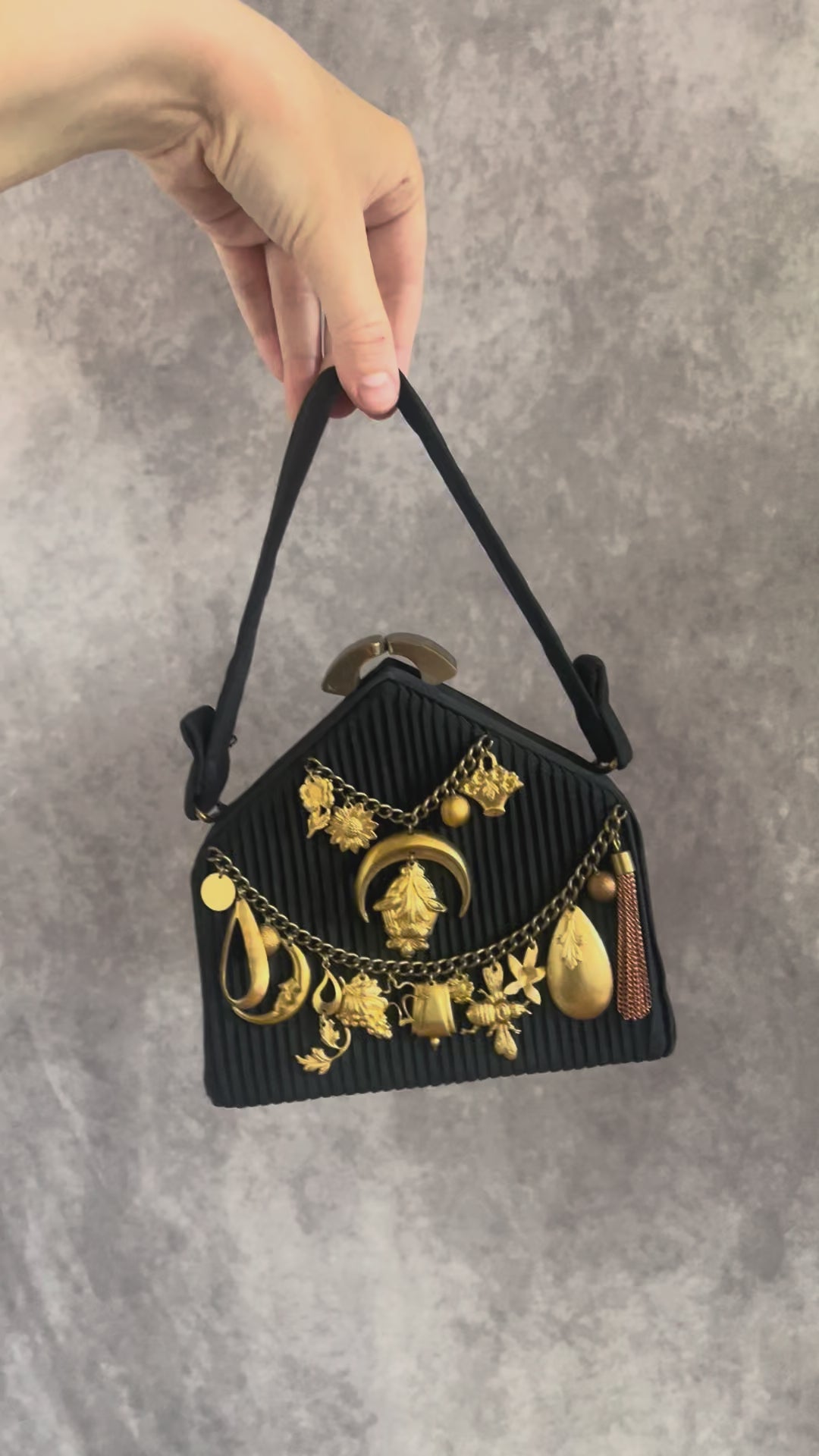 1940s Pleated Fabric Mini Gathered Charm Bag