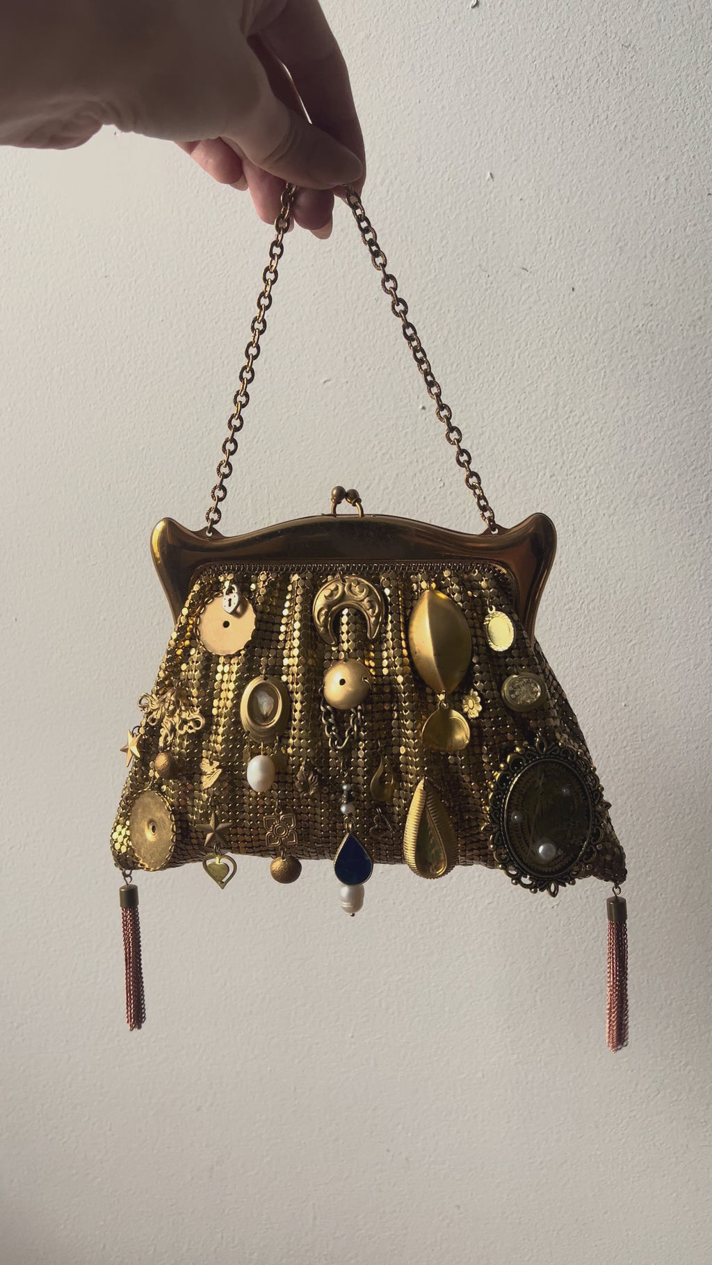 1950s Gold Mesh Gathered Charm Bag