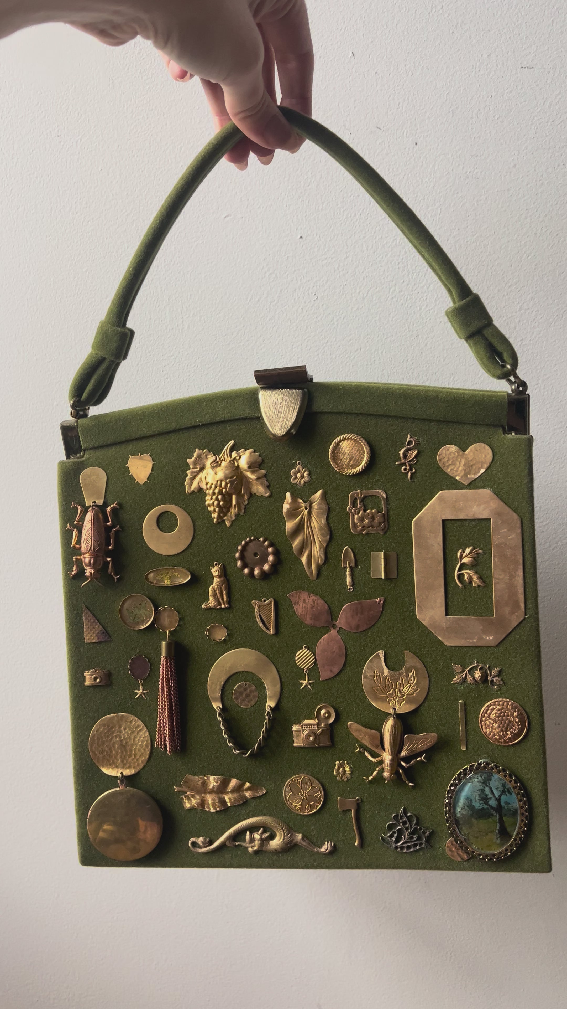 1940s Green Velvet Gathered Charm Bag